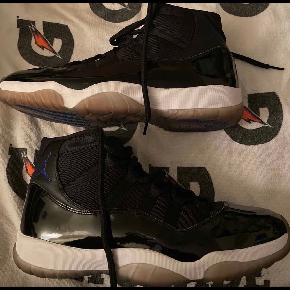 COPY - Retro Jordan 11’s space jam 2016 release